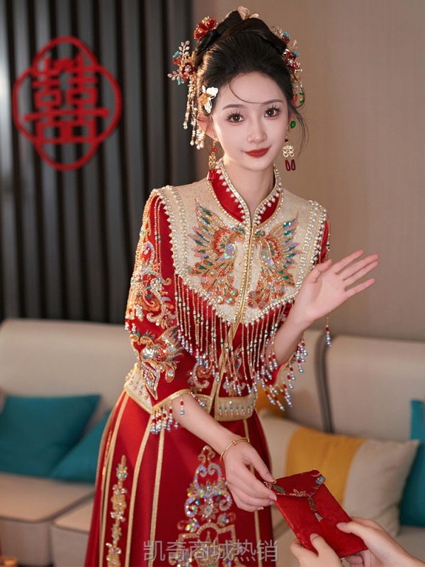 丝绒秀禾服2024新款中式婚服新娘结婚礼服敬酒服嫁衣小个子冬季